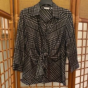 New York & Company Black and White Houndstooth Blouse